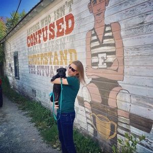 Meet your Posher, Holly